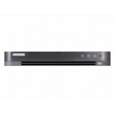 Видеорегистратор гибридный 4 канальный Hikvision DS-7204HQHI-K1